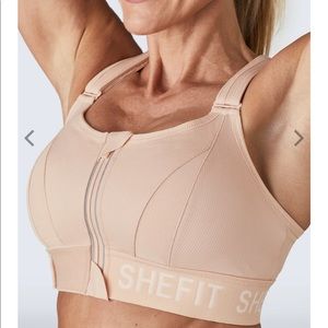 She fit Ultimate Sportsbra, Size Medium